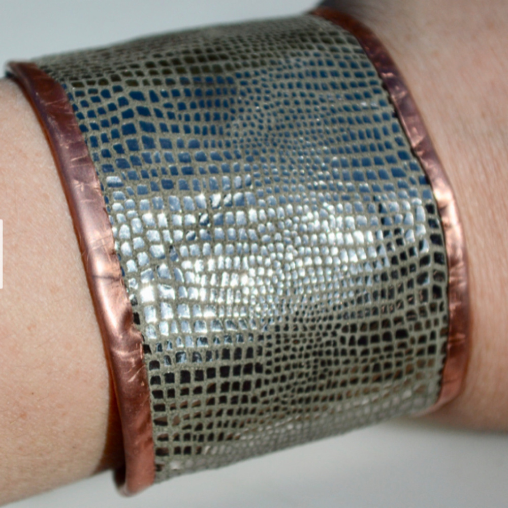 Silver Snake Skin Print Wide Copper Cuff Bracelet ONLY ENOUGH FOR ONE LEFT!!! - Picture 2 of 7